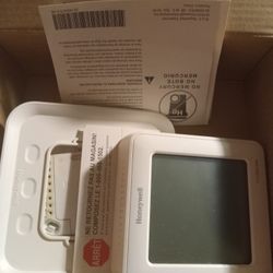 Honeywell T6 Pro Series Smart Thermostat 