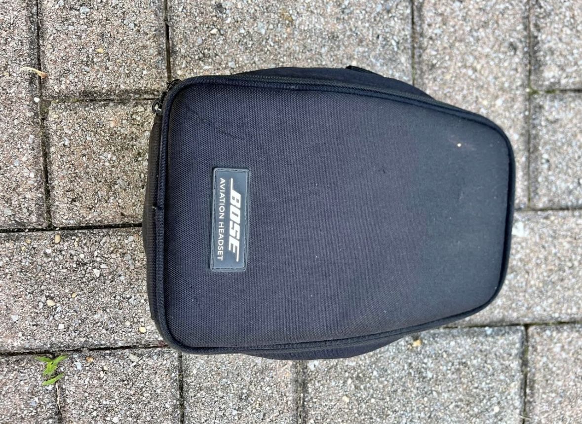 Bosé A20 non bluetooth headset