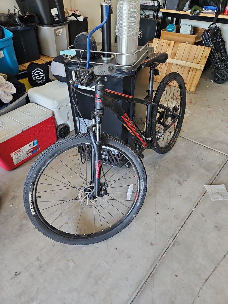 Fuji Mountain Bike
