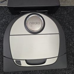 Neato Vacuum With Dock