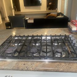  Viking Stainless Steel 6 Gas Burner Professional 5 Series Cooktop VGSU53616BSS   