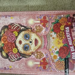 Collectible Signature Dia de muertos barbie