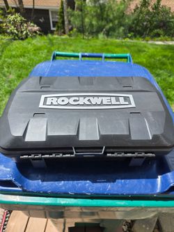 Rockwell oscolating multi tool with case like new