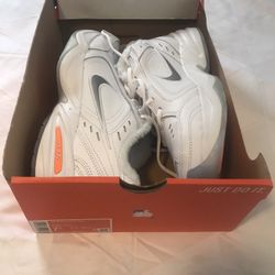 Nike Air Monarch