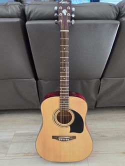 Lyon Guitar by Washburn