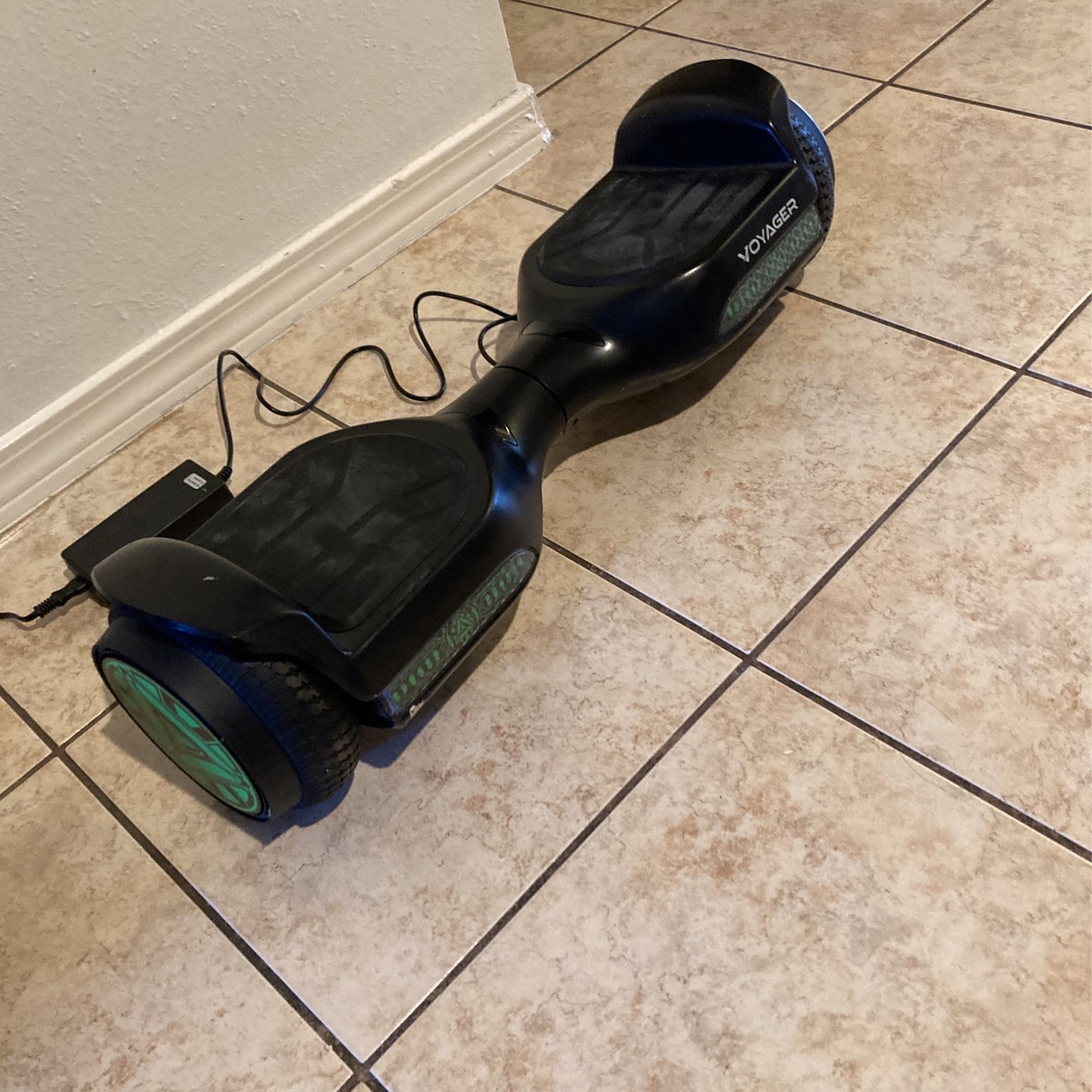 Voyager Hoverboard Used Comes With Charger