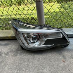 2017-2018 Subaru Forester LED Headlight Passenger Side Used Oem 