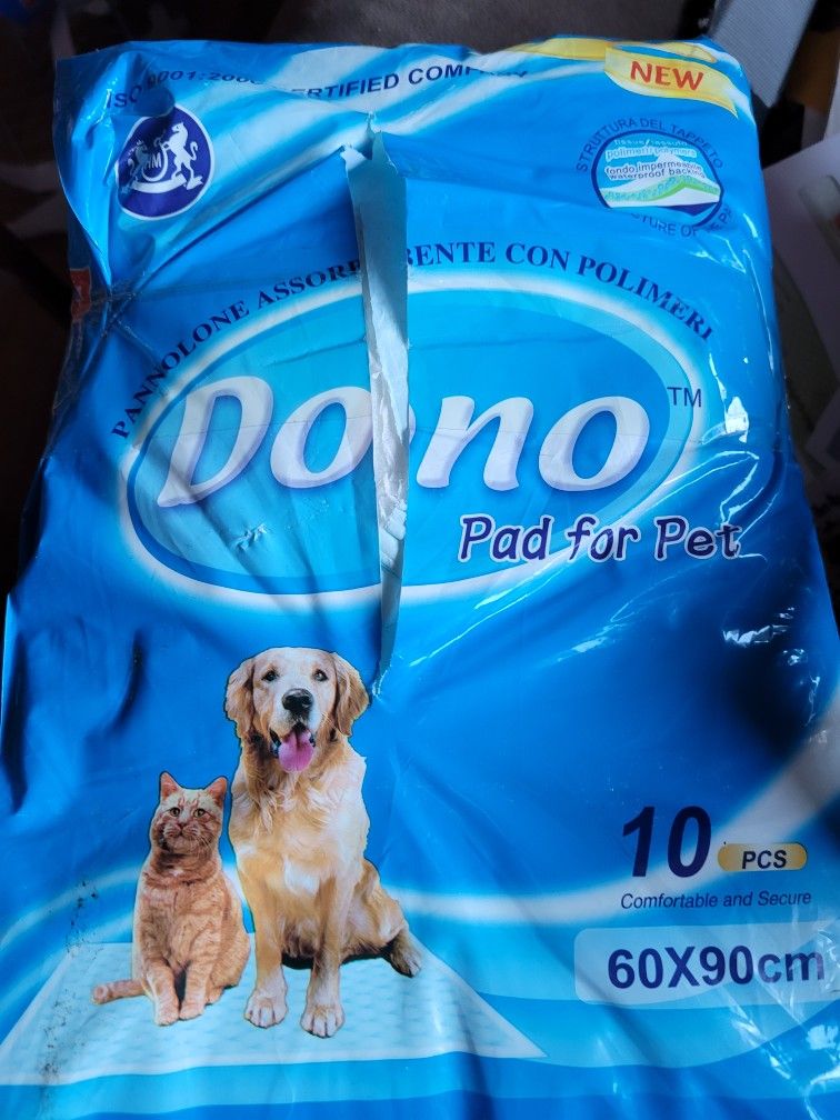 Gel diapers with superabsorbent and ferromones for toilet training. 1) Strong edges guarantee maximum protection against liquid leakage 2) The outer
