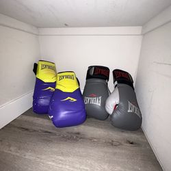 Boxing Gloves 