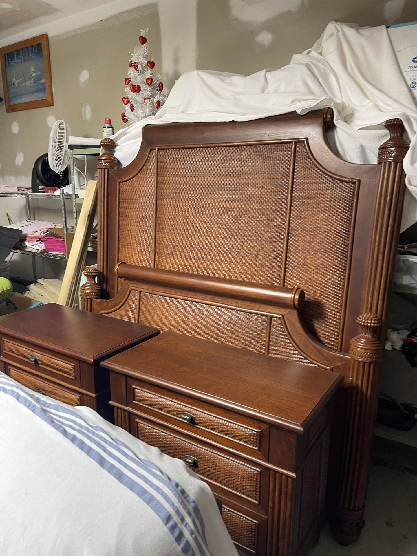 Tommy Bahama Style Queen Set