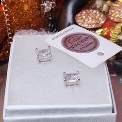 10kt White Gold Filled Swarovski Crystal's Square Stud Earrings 