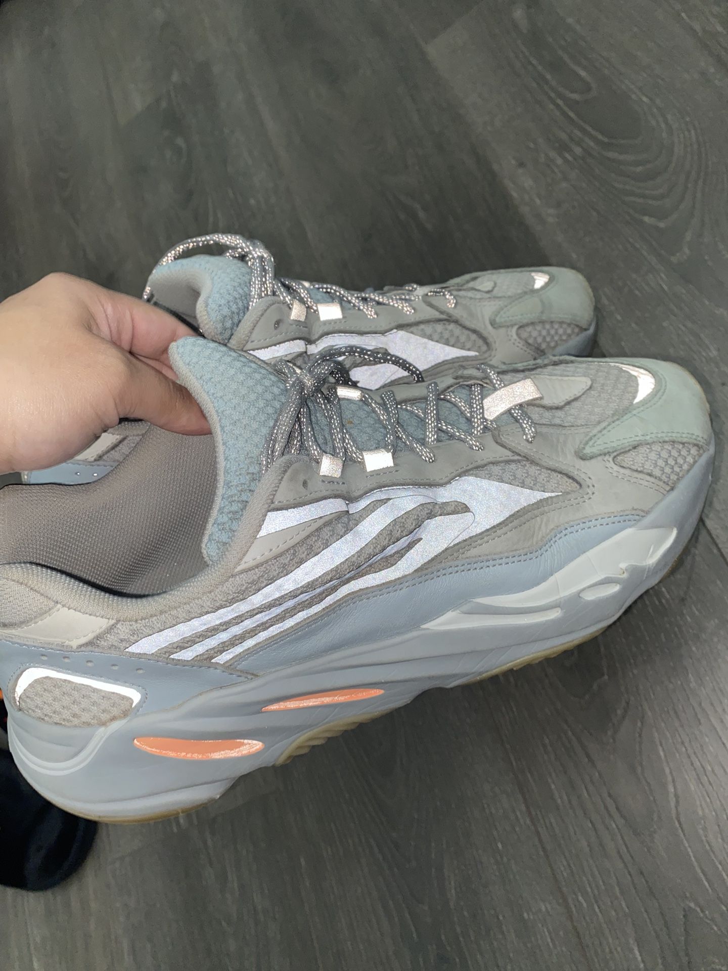 2019 Yeezy Boost 700 V2 'Inertia