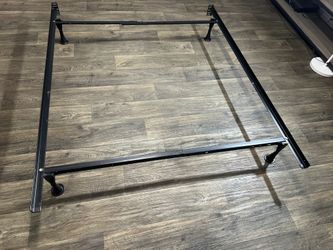 Full/Twin size bed rails/frame