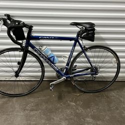 Cannondale Road Bike 