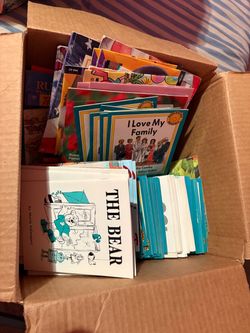 Large Lot of Children's Early Reader Books