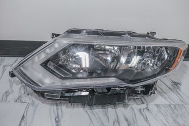 Nissan rogue headlight
