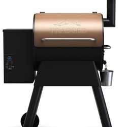 New in box! Traeger Grill Pro 22 (Bronze) Wood Pellet Grill & Smoker