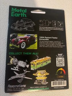 Metal Earth 1934 Packard Twelve Convertible Model Kit