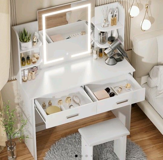 White Make-Up Vanity Desk wth Cushioned Stool