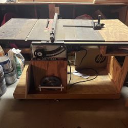 Table Saw - Sears Craftsman 10inch Table Saw