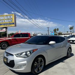 2016 Hyundai Veloster 