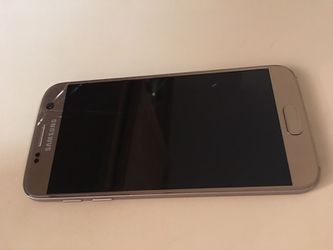 Samsung s7 sprint or boost slight crack works great