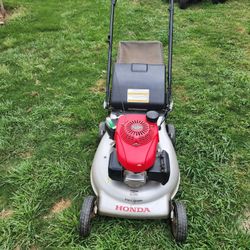 Honda GVC 160 Self Propelled Mower 