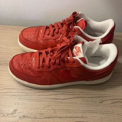 NIKE AIR FORCE 1 '07 "ACTION RED" ACTION RED/ACTIONRED-SUMMITWHITE