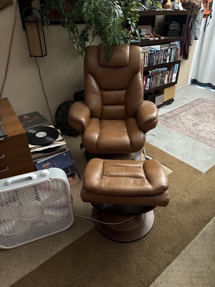 Chair & Ottoman Set Like NEW