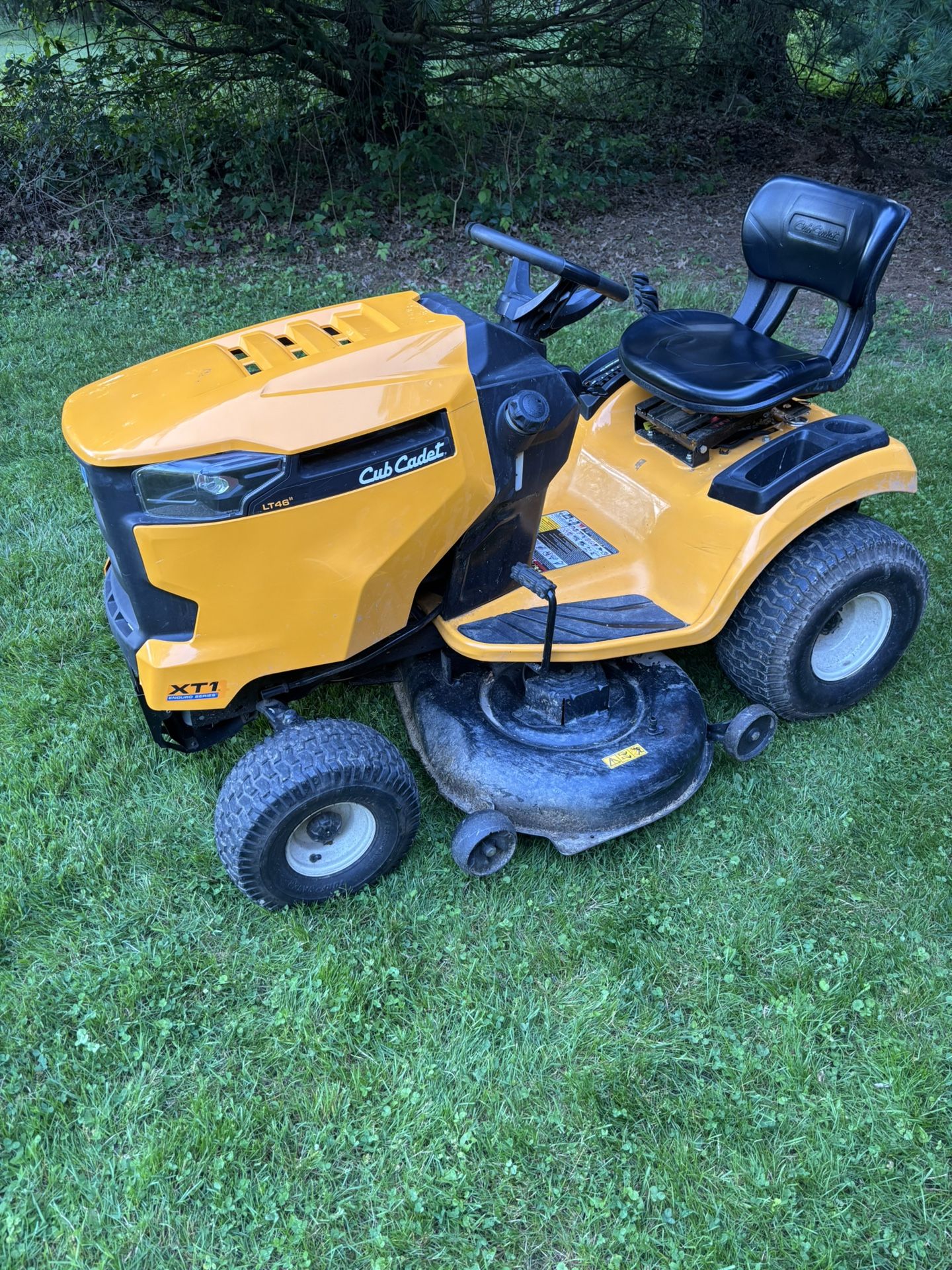 Cub Cadet Riding Lawn Mower