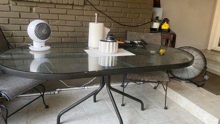 Patio table Free
