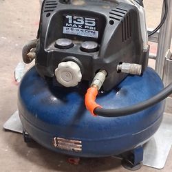 135 Psi Pancake Air Compressor With Hose