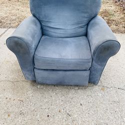 Rocking Recliner 