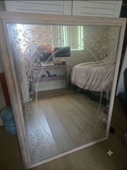 Windsor Art "peal heirloom" etched mirror