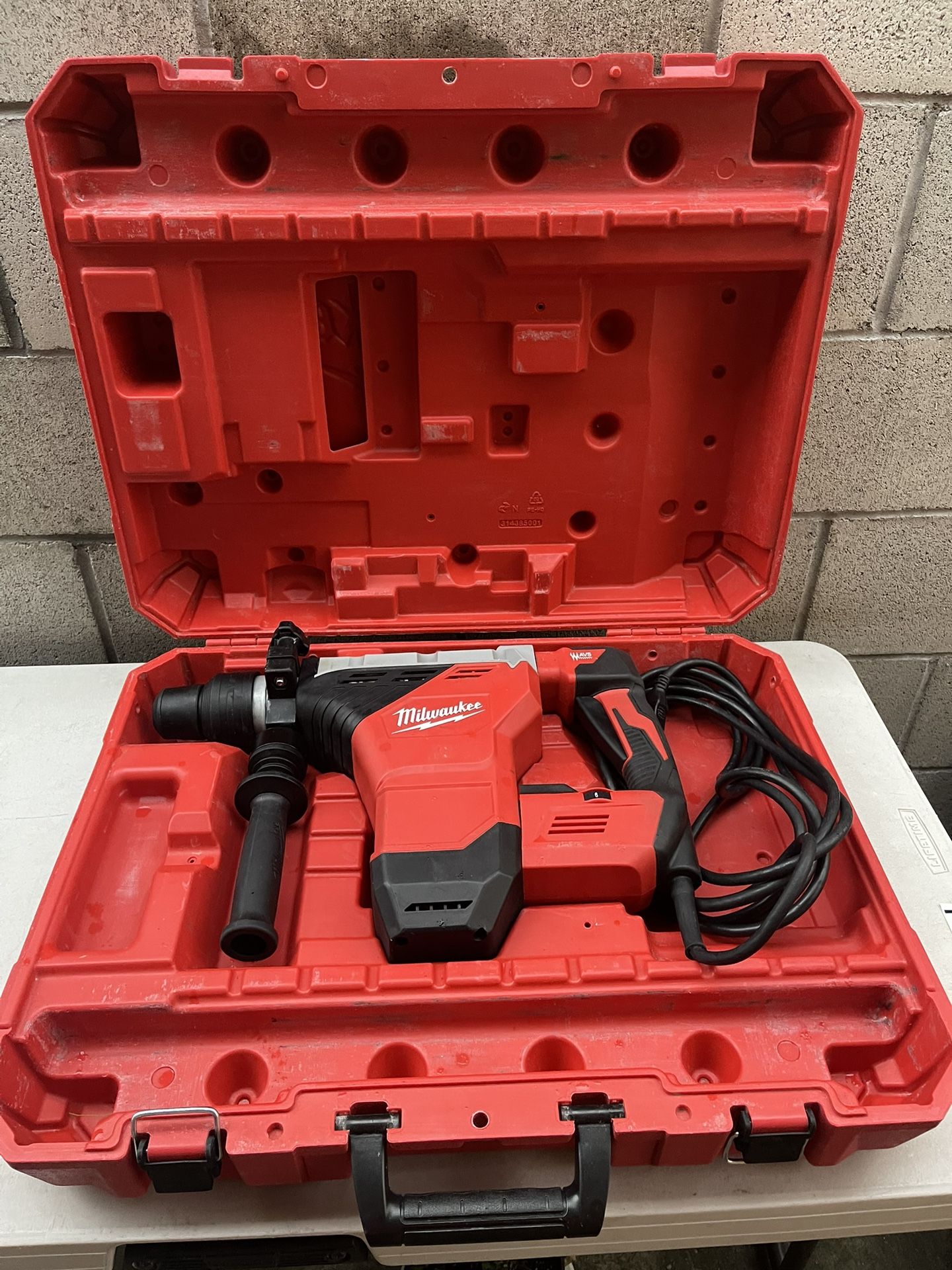 Milwaukee 48-62-4065 9-1/4" SDS-MAX Bushing Tool – 1-3/4" Square Drive - View #2