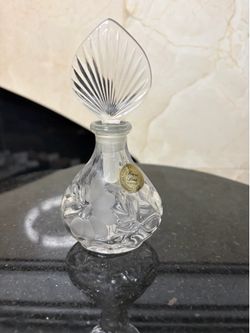 Princess House Heritage pattern crystal perfume bottle 6”
