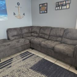 Sectional Couch 