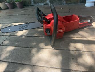 Milwaukee M18 Fuel Chainsaw