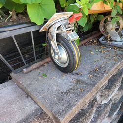 Swivel  Caster With Lock And 8 Inch Cushion  Tire