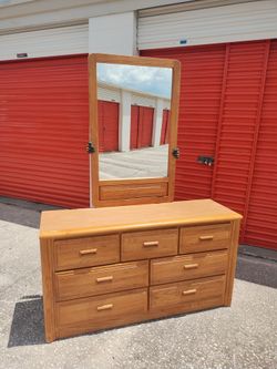 🚨 dresser with mirror 🚨