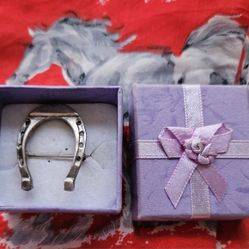 New Sterling Silver Horseshoe Pin In Original Gift Box 