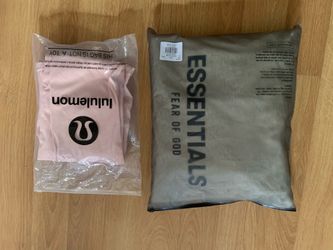 Essential hoodie size large and pink Lululemon set size 4