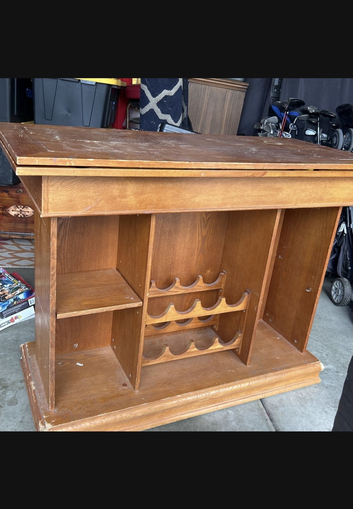 Poker table