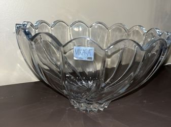 🎄 Holiday Entertaining! Mint Condition! Rare Vintage Mikasa Swirl-Pattern Crystal Bowl. $25 OBO