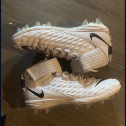 Nike Savage Pro 2 Football Cleats