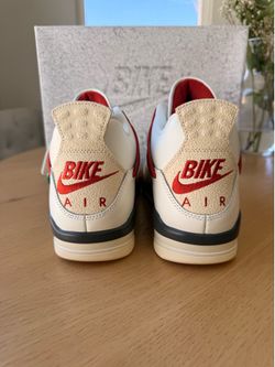 Air Jordan 4