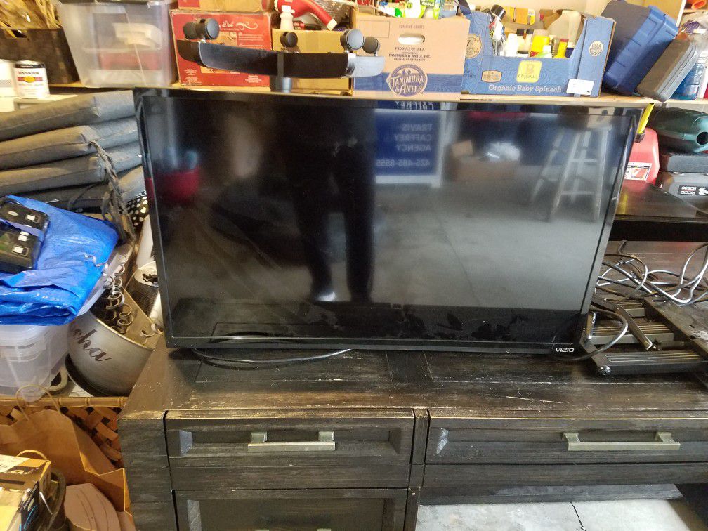 Tv For Sale Almost Brand New