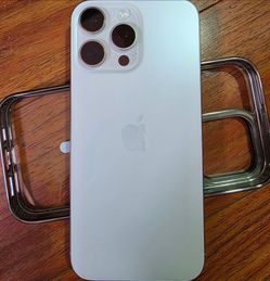 Unlocked white iphone16 pro max 256gb