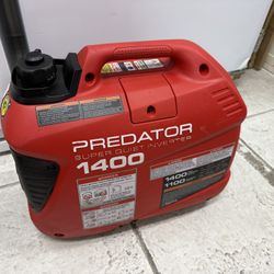 PREDATOR 1400 Watt SUPER QUIET Inverter Generator 