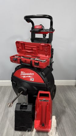 Mikwaukee Battery Operated Snake Drum Machine With Power Tredz 5000.00 Value